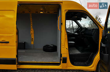 Вантажний фургон Renault Master 2020 в 