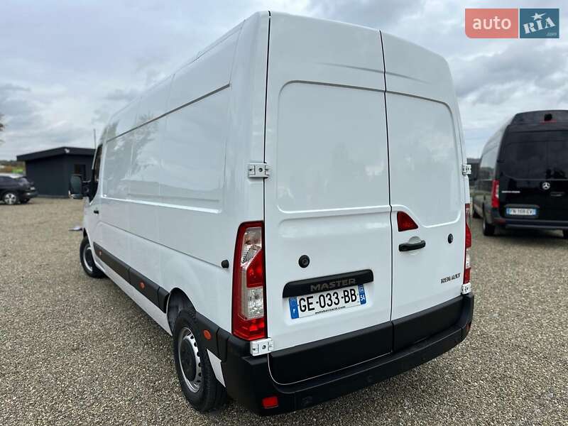 Грузовой фургон Renault Master 2022 в Дубно