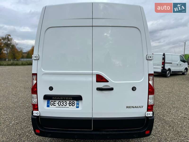 Грузовой фургон Renault Master 2022 в Дубно