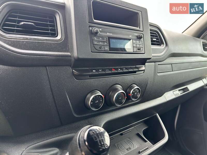Грузовой фургон Renault Master 2022 в Дубно