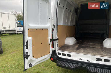 Грузопассажирский фургон Renault Master 2019 в 
