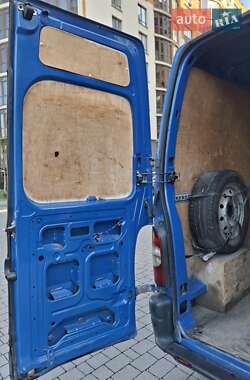 Вантажний фургон Renault Master 2006 в 