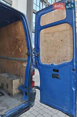 Вантажний фургон Renault Master 2006 в 