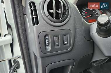 Мікроавтобус вантажний (до 3,5т) Renault Master 2017 в 