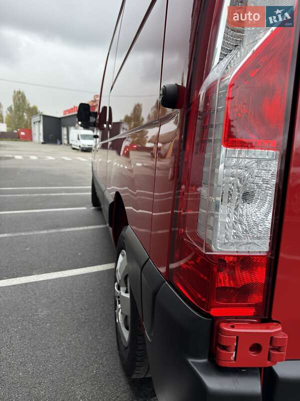 Грузовой фургон Renault Master 2022 в Киеве фото 13 Грузовой фургон Renault Master 2022 в Киеве