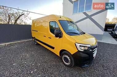 Грузовой фургон Renault Master 2022 в 
