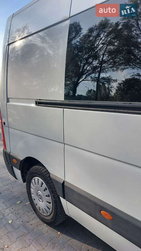 Грузовой фургон Renault Master 2018 в Дубно