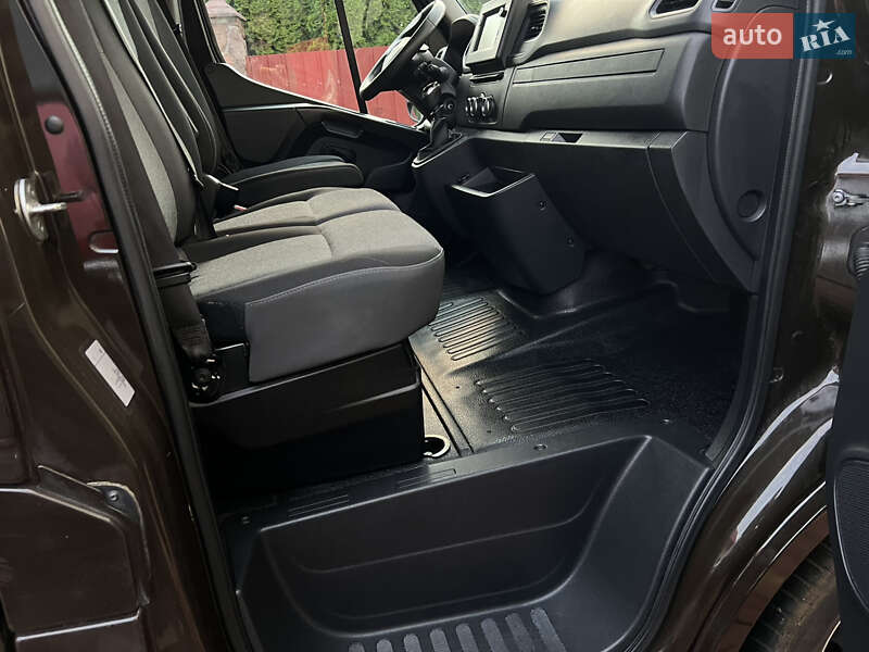 Грузовой фургон Renault Master 2020 в Тернополе