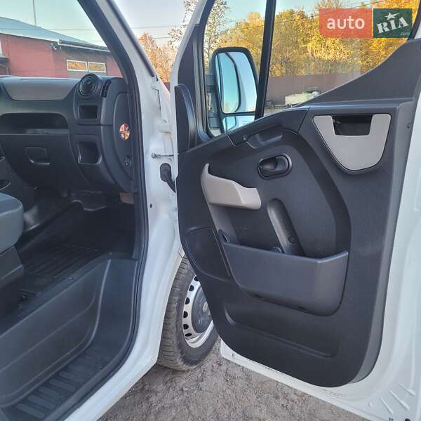 Микроавтобус Renault Master 2017 в Луцке фото 31 Микроавтобус Renault Master 2017 в Луцке