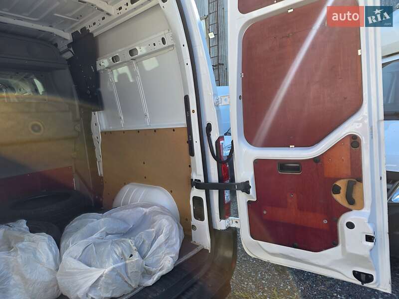 Вантажопасажирський фургон Renault Master 2018 в Одесі фото 39 Вантажопасажирський фургон Renault Master 2018 в Одесі