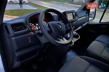 Грузовой фургон Renault Master 2022 в  фото 34 Грузовой фургон Renault Master 2022 в