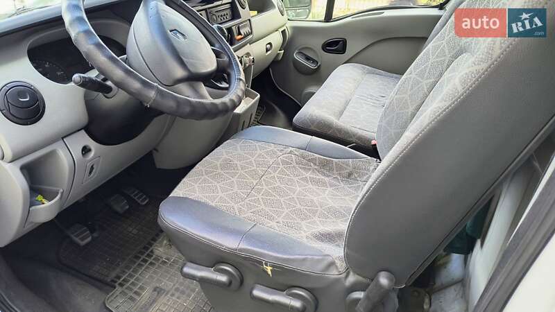 Грузовой фургон Renault Master 2009 в Киеве фото 6 Грузовой фургон Renault Master 2009 в Киеве
