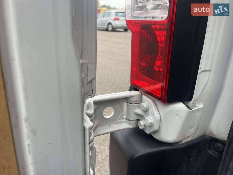 Грузовой фургон Renault Master 2016 в Ковеле фото 17 Грузовой фургон Renault Master 2016 в Ковеле