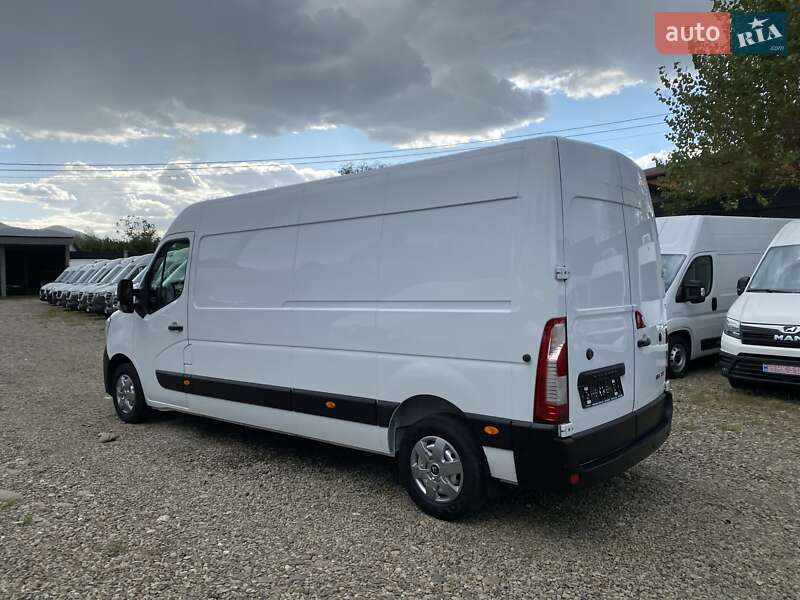 Грузовой фургон Renault Master 2021 в Хусте
