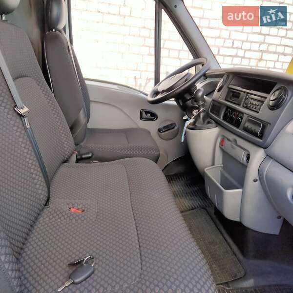 Грузовой фургон Renault Master 2008 в Бердичеве фото 8 Грузовой фургон Renault Master 2008 в Бердичеве