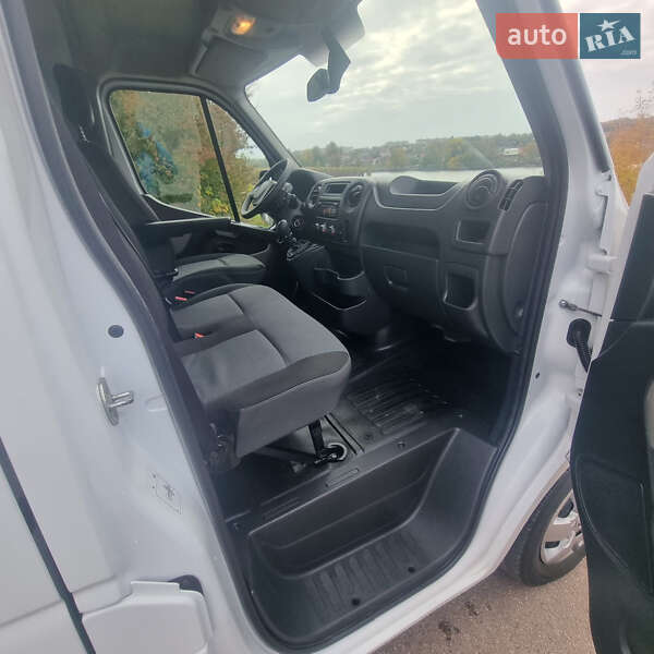 Мікроавтобус вантажний (до 3,5т) Renault Master 2018 в Бердичеві