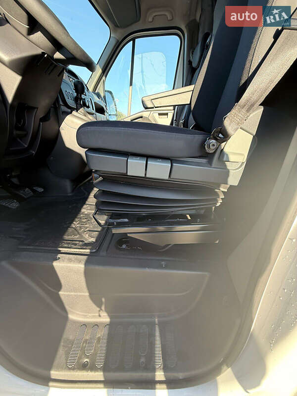 Вантажний фургон Renault Master 2018 в Бучачі фото 33 Вантажний фургон Renault Master 2018 в Бучачі