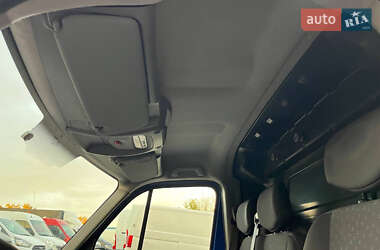 Грузовой фургон Renault Master 2018 в  фото 28 Грузовой фургон Renault Master 2018 в