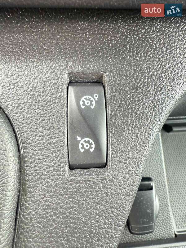 Мікроавтобус вантажний (до 3,5т) Renault Master 2022 в Луцьку