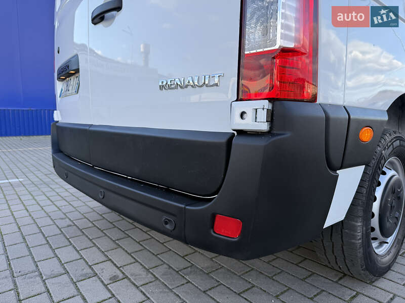 Грузовой фургон Renault Master 2023 в Дубно
