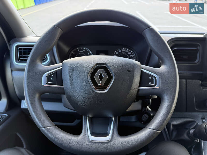 Грузовой фургон Renault Master 2023 в Дубно