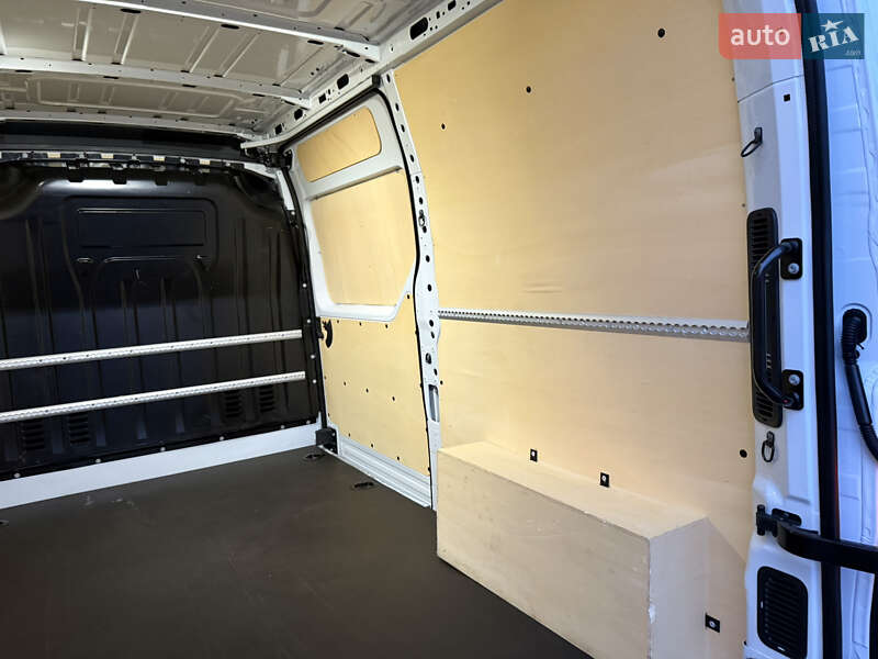 Вантажний фургон Renault Master 2022 в Києві