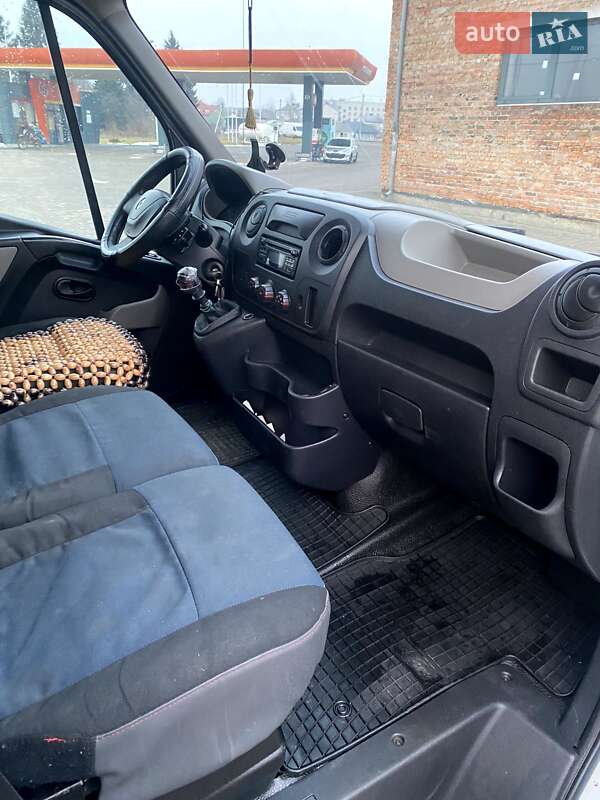 Тентований Renault Master 2016 в Любомлі