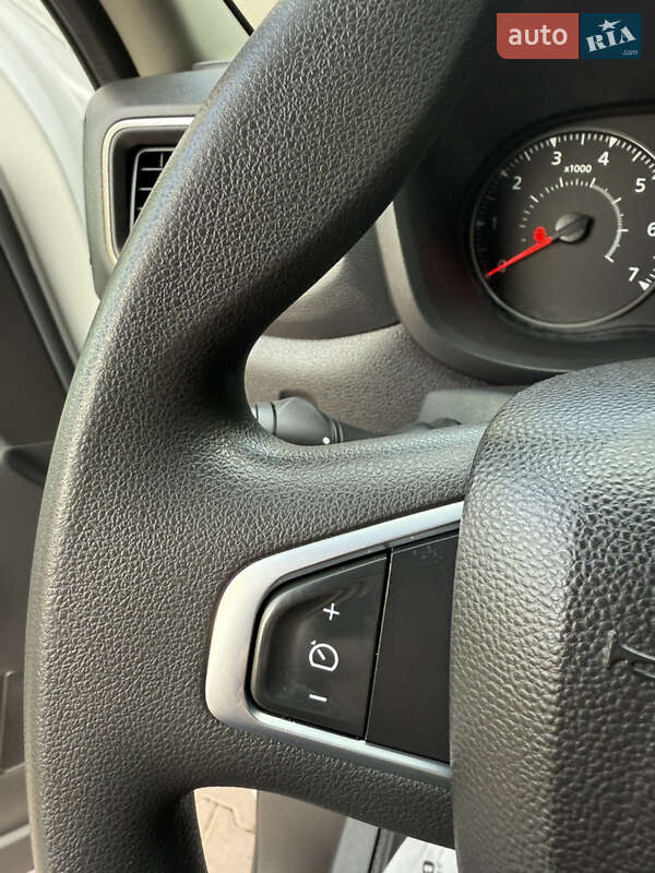 Вантажний фургон Renault Master 2022 в Києві