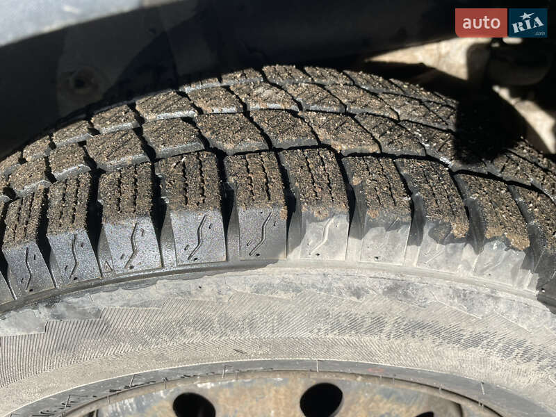 Вантажний фургон Renault Master 2006 в Івано-Франківську