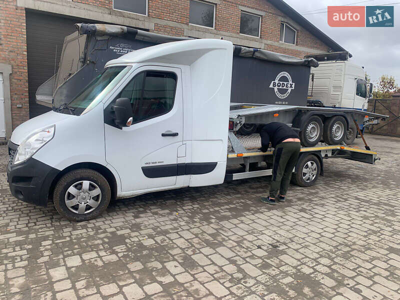 Автовоз Renault Master 2015 в Луцьку фото Автовоз Renault Master 2015 в Луцьку