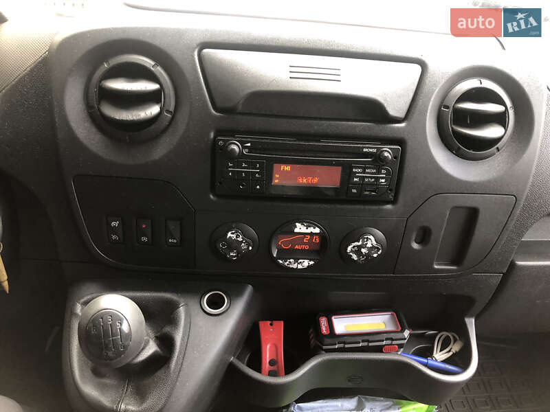 Автовоз Renault Master 2015 в Луцьку фото 12 Автовоз Renault Master 2015 в Луцьку