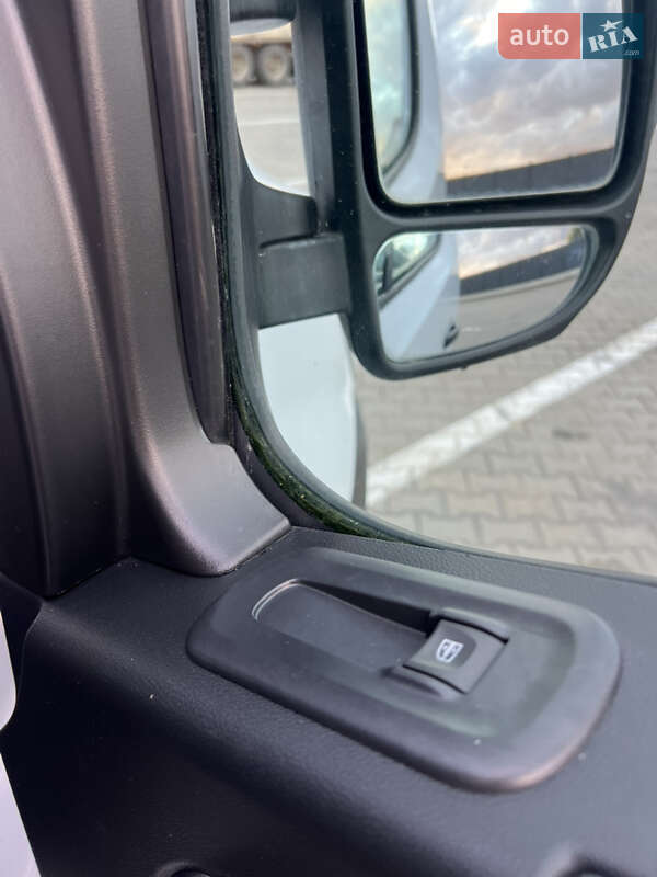 Вантажний фургон Renault Master 2021 в Луцьку