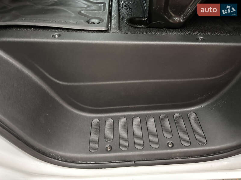 Грузовой фургон Renault Master 2020 в Дубно фото 32 Грузовой фургон Renault Master 2020 в Дубно