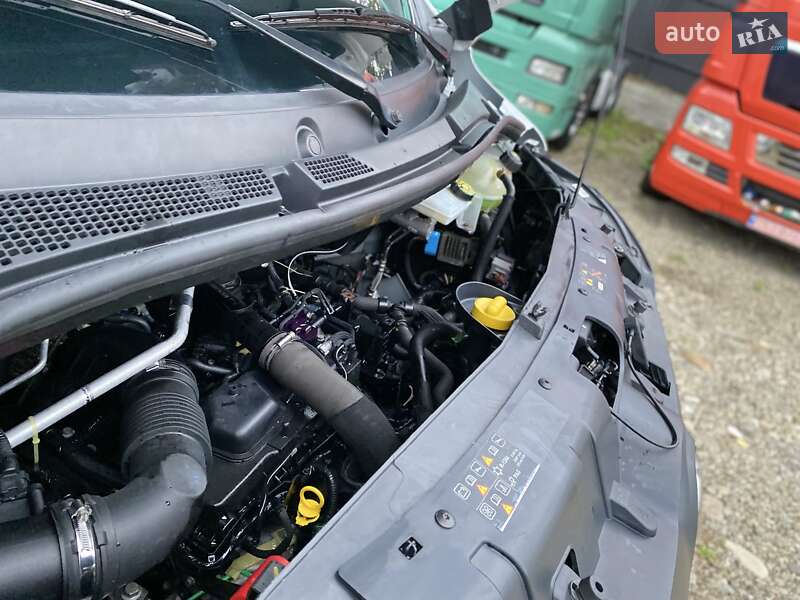 Грузовой фургон Renault Master 2021 в Хусте