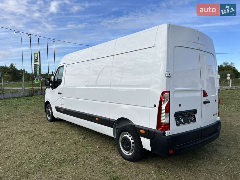 Грузовой фургон Renault Master 2023 в Стрые