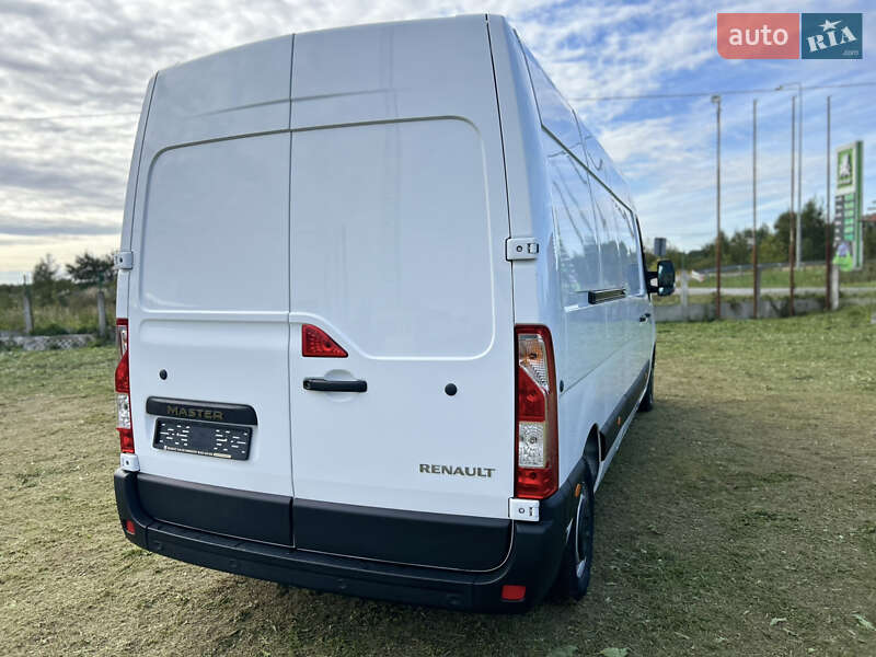 Грузовой фургон Renault Master 2023 в Стрые