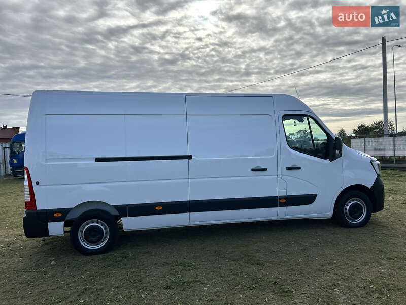 Грузовой фургон Renault Master 2023 в Стрые
