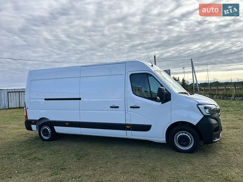 Грузовой фургон Renault Master 2023 в Стрые