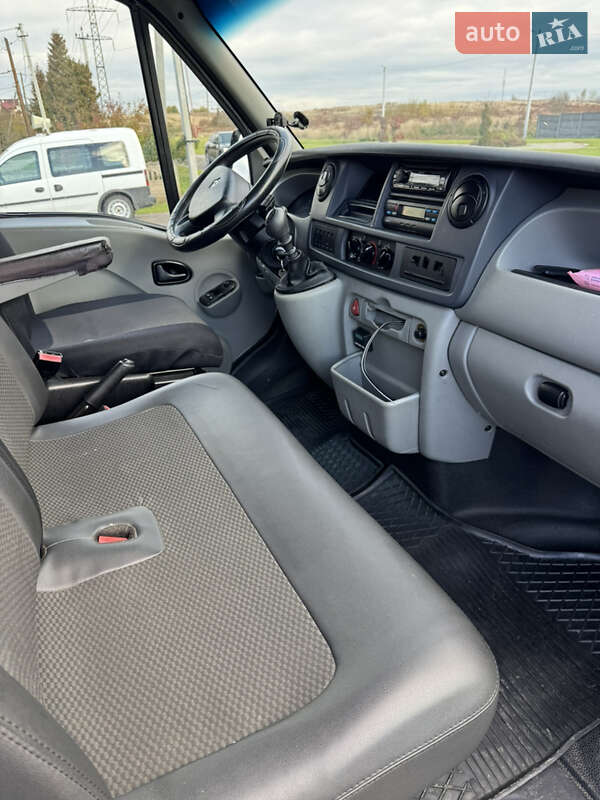 Вантажний фургон Renault Master 2009 в Львові фото 9 Вантажний фургон Renault Master 2009 в Львові