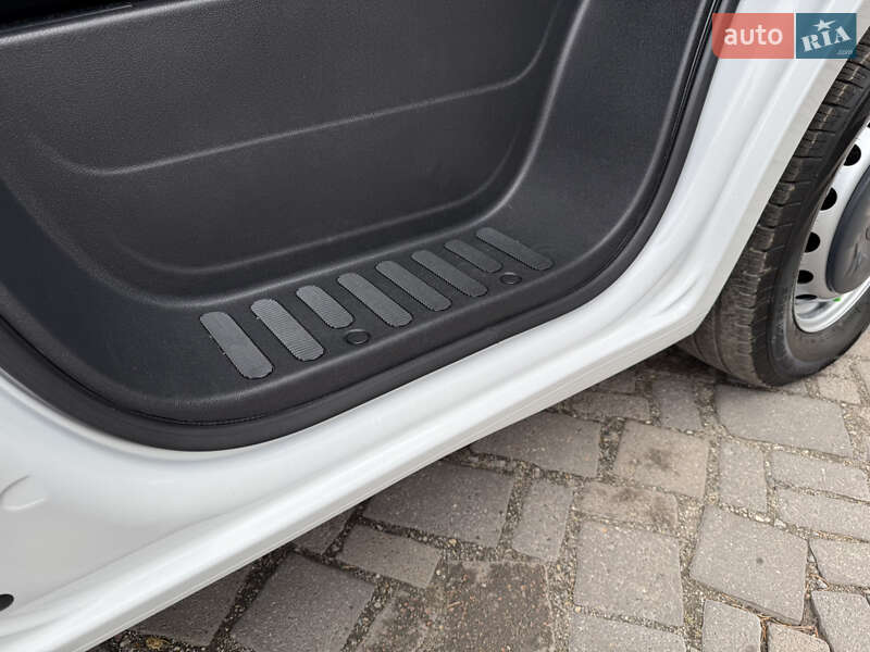 Грузовой фургон Renault Master 2021 в Дубно фото 53 Грузовой фургон Renault Master 2021 в Дубно