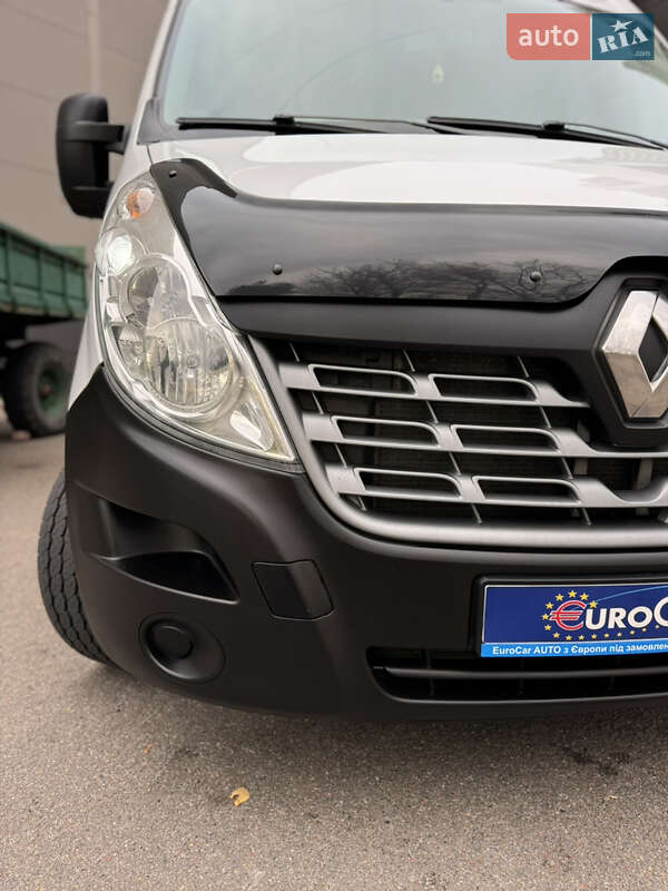 Микроавтобус Renault Master 2015 в Киеве