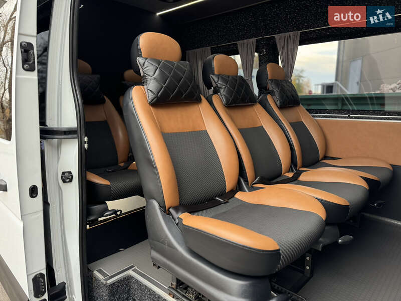 Микроавтобус Renault Master 2015 в Киеве