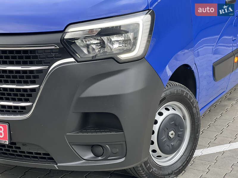 Вантажний фургон Renault Master 2020 в Дубні