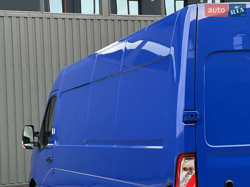 Вантажний фургон Renault Master 2020 в Дубні