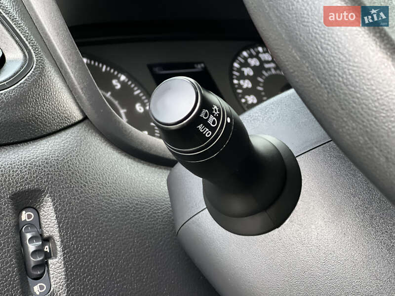 Вантажний фургон Renault Master 2020 в Дубні