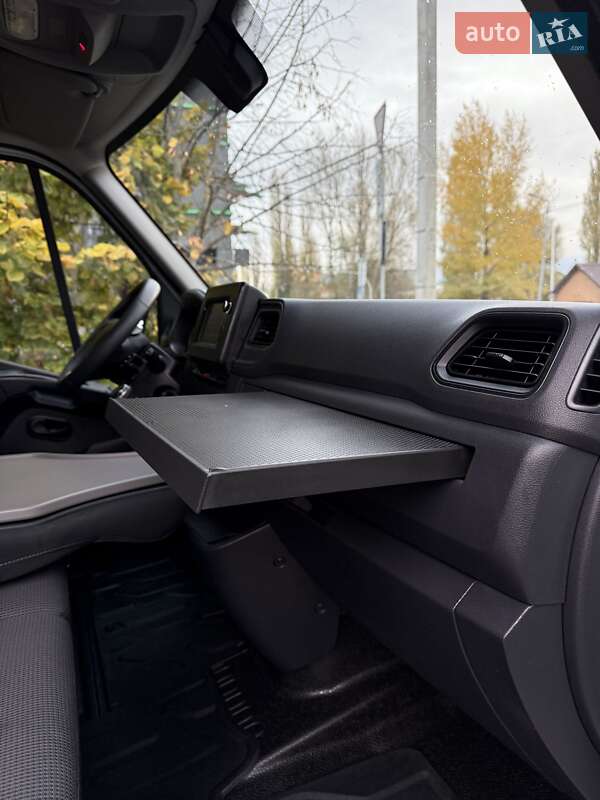 Грузовой фургон Renault Master 2021 в Киеве