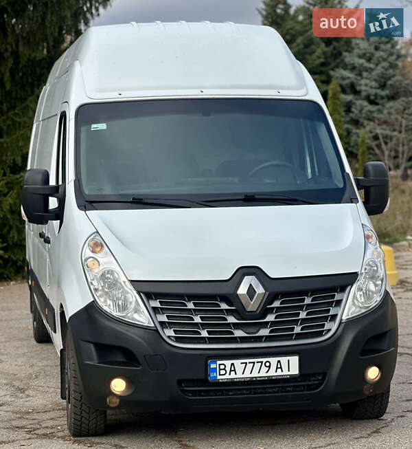 Вантажний фургон Renault Master 2017 в Кропивницькому