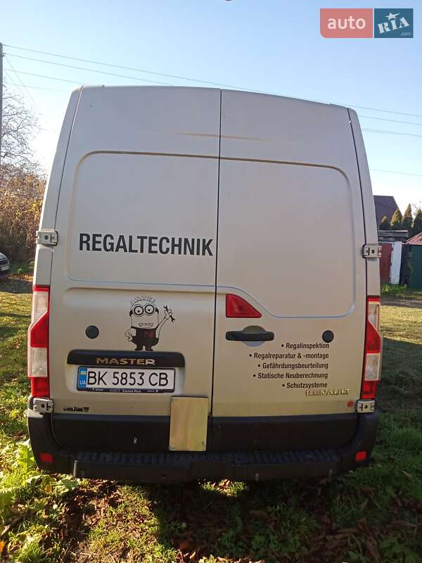 Вантажний фургон Renault Master 2014 в Володимирі