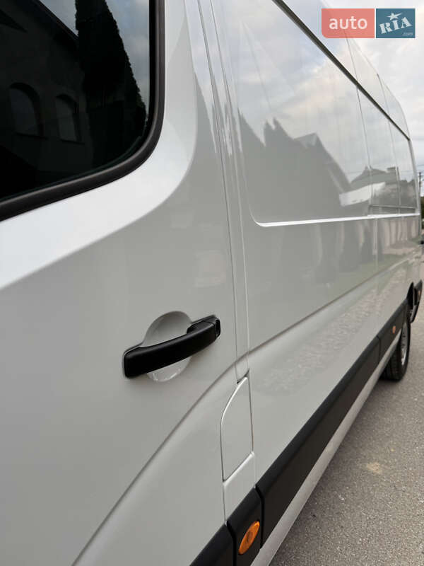 Грузовой фургон Renault Master 2022 в Ивано-Франковске