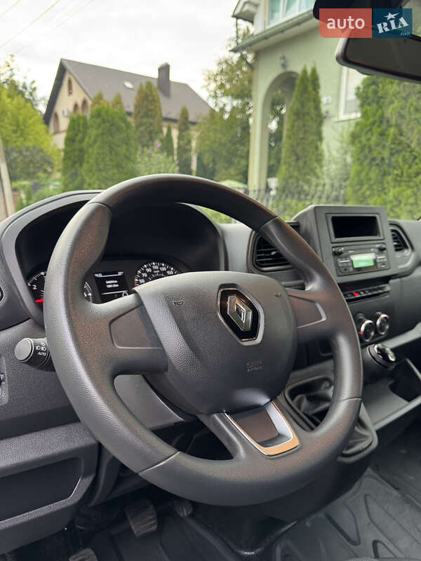 Грузовой фургон Renault Master 2022 в Ивано-Франковске